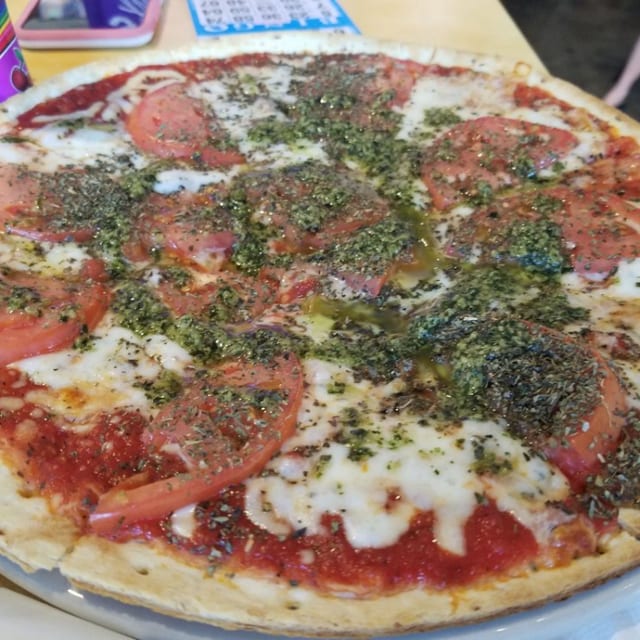 Margarita Pizza.